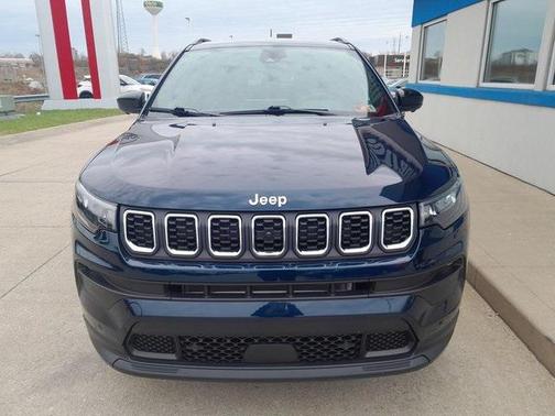 2024 Jeep Compass Latitude Lux