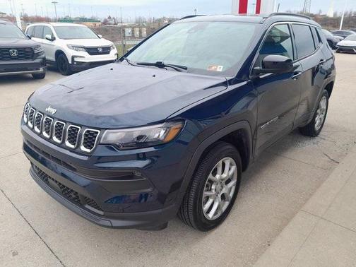 2024 Jeep Compass Latitude Lux