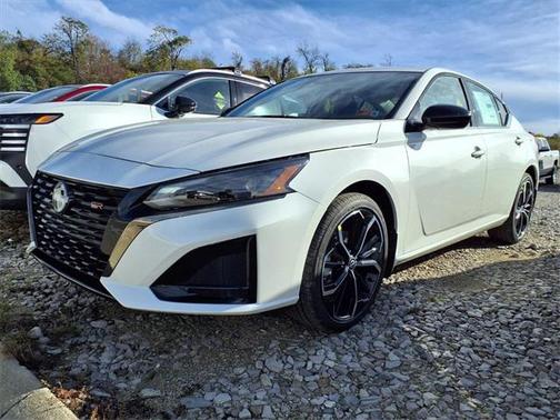 2025 Nissan Altima SR AWD