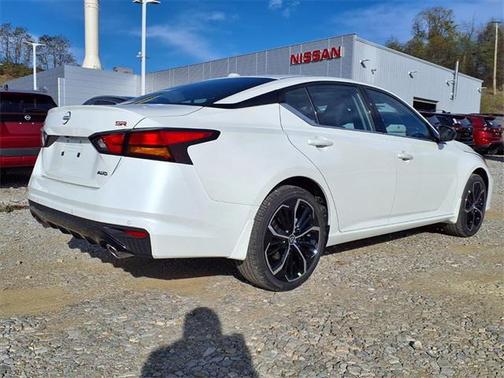 2025 Nissan Altima SR AWD