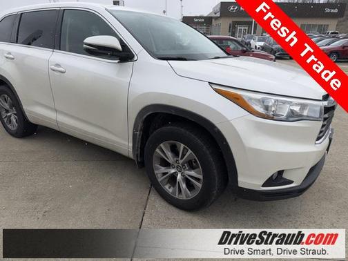 2016 Toyota Highlander LE