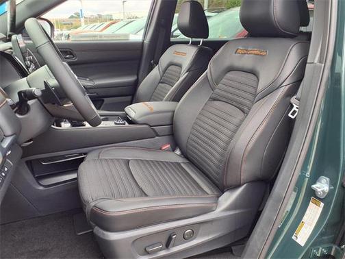 2025 Nissan Pathfinder Rock Creek 4WD