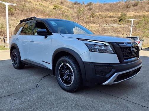 2025 Nissan Pathfinder Rock Creek 4WD