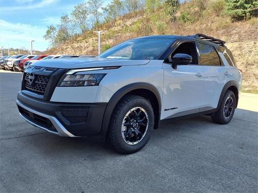 2025 Nissan Pathfinder Rock Creek 4WD