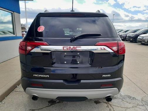 2017 GMC Acadia SLT-1