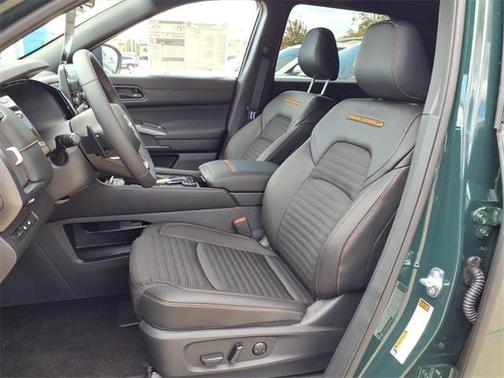 2025 Nissan Pathfinder Rock Creek 4WD