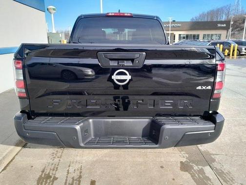 2024 Nissan Frontier S