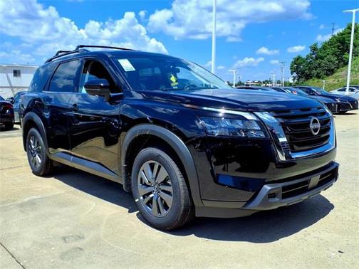 2025 Nissan Pathfinder SV 4WD
