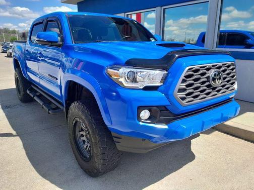 2021 Toyota Tacoma TRD Sport