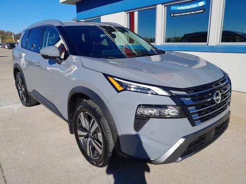 2024 Nissan Rogue SL