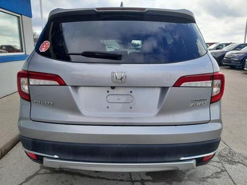 2020 Honda Pilot Touring 8-Passenger