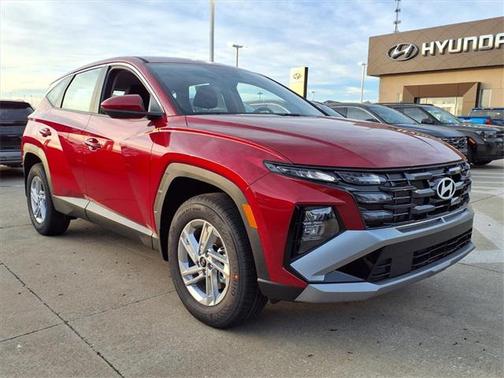 2026 Hyundai TUCSON SE