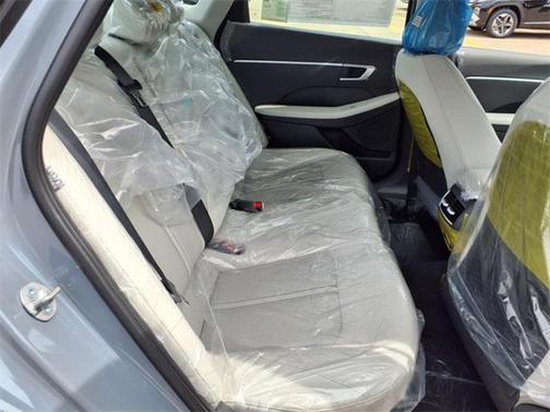 2025 Hyundai SONATA Hybrid SE