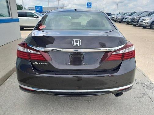 2017 Honda Accord EX-L w/Navigation & Honda Sensing