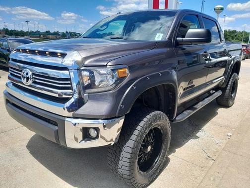 Magnetic Gray Metallic 2016 Toyota Tundra SR5