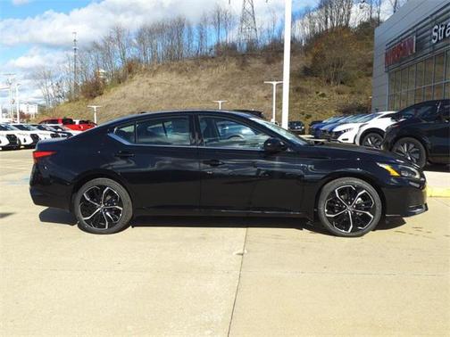 2025 Nissan Altima SR AWD