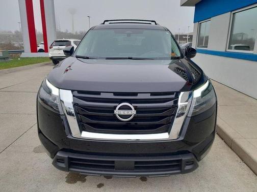 2024 Nissan Pathfinder SV 4WD