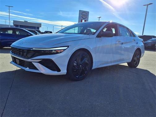 2026 Hyundai ELANTRA Sport