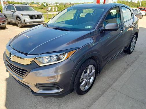 Modern Steel Metallic 2022 Honda HR-V LX