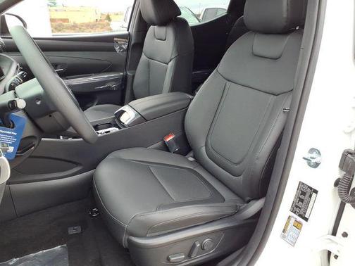 Atlas White 2026 Hyundai SANTA CRUZ SEL