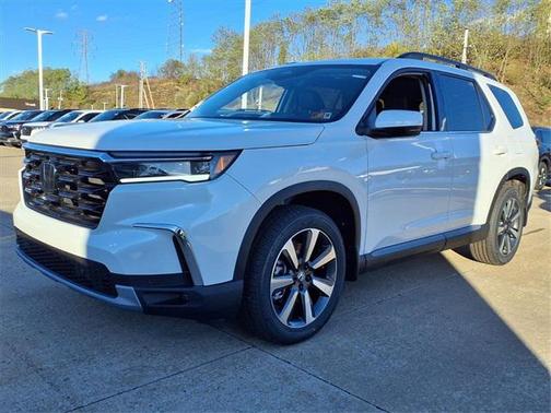 2025 Honda Pilot Touring 8-Passenger