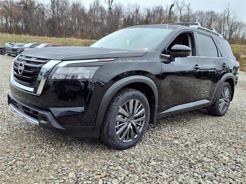 2025 Nissan Pathfinder SL 4WD