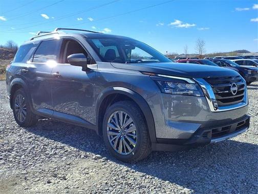 2025 Nissan Pathfinder SL 4WD