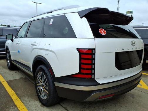 Creamy White Pearl 2026 Hyundai PALISADE SEL Premium
