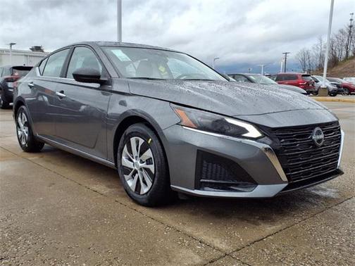2025 Nissan Altima S FWD