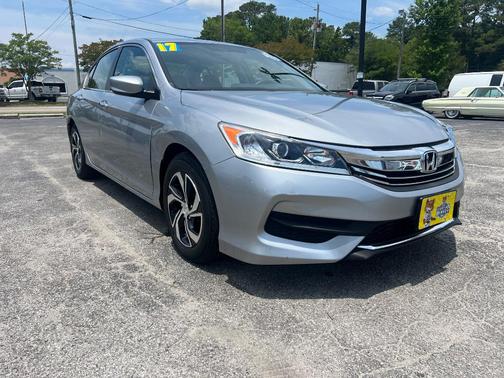 Lunar Silver Metallic 2017 Honda Accord LX