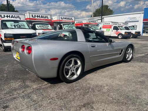 2004 Chevrolet Corvette Base