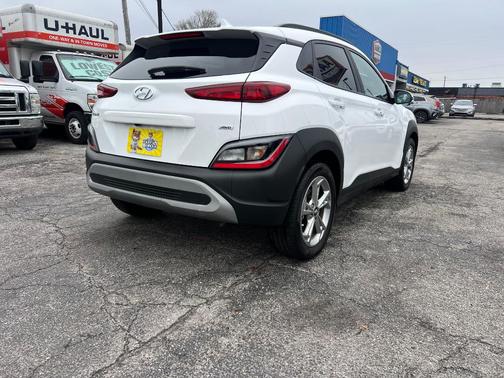 2023 Hyundai KONA SEL