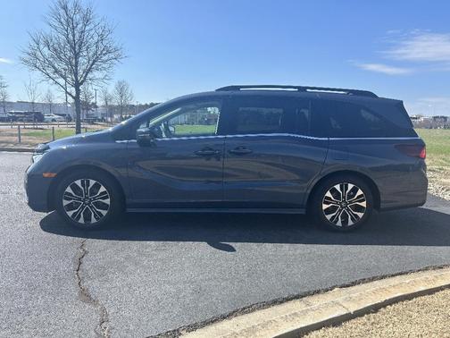 2025 Honda Odyssey Elite