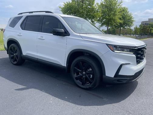 2025 Honda Pilot Black Edition