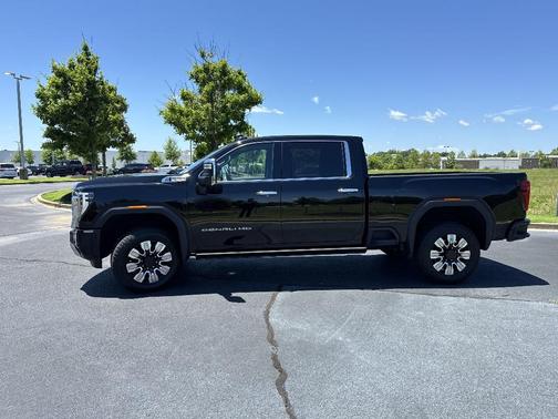 2024 GMC Sierra 3500 Denali