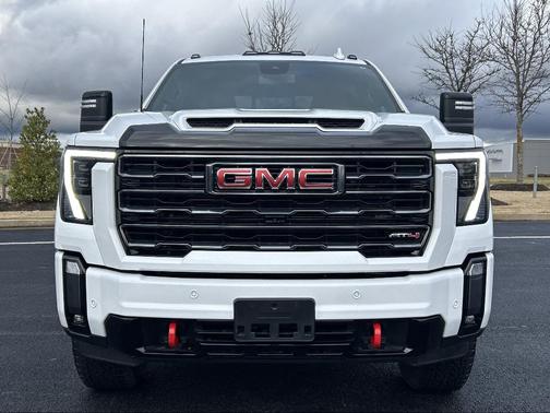2024 GMC Sierra 2500 AT4