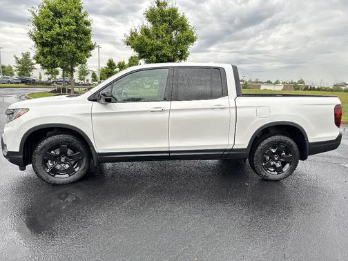2025 Honda Ridgeline Black Edition
