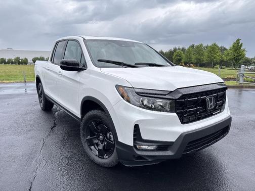 2025 Honda Ridgeline Black Edition