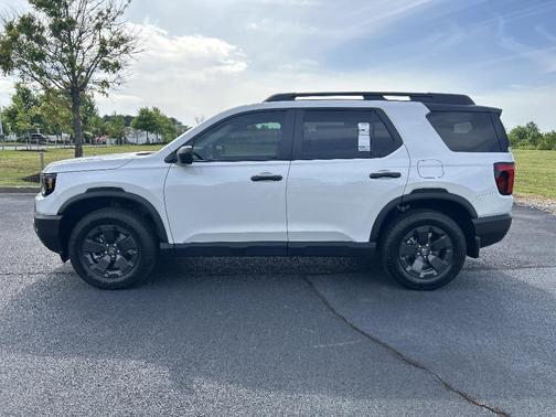 Platinum White Pearl 2026 Honda Passport RTL