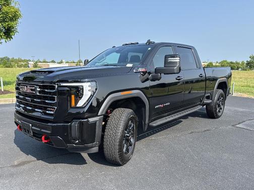2024 GMC Sierra 2500 AT4
