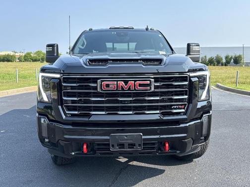 2024 GMC Sierra 2500 AT4