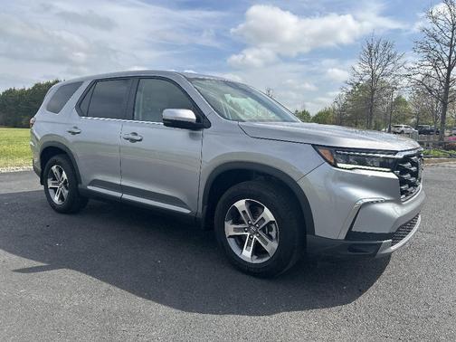 Lunar Silver Metallic 2025 Honda Pilot EX-L