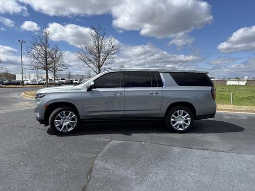 2024 Chevrolet Suburban High Country