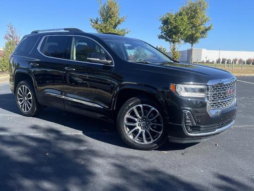 2022 GMC Acadia Denali