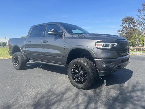Granite Crystal Clearcoat Metallic 2019 RAM 1500 Limited