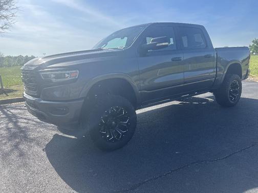 Granite Crystal Clearcoat Metallic 2019 RAM 1500 Limited
