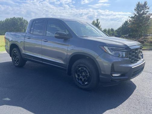 2025 Honda Ridgeline TrailSport+