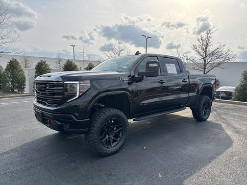 2024 GMC Sierra 1500 AT4