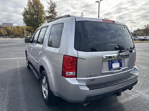 2011 Honda Pilot EX-L w/ Navigation