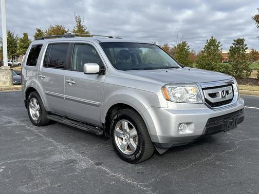 2011 Honda Pilot EX-L w/ Navigation